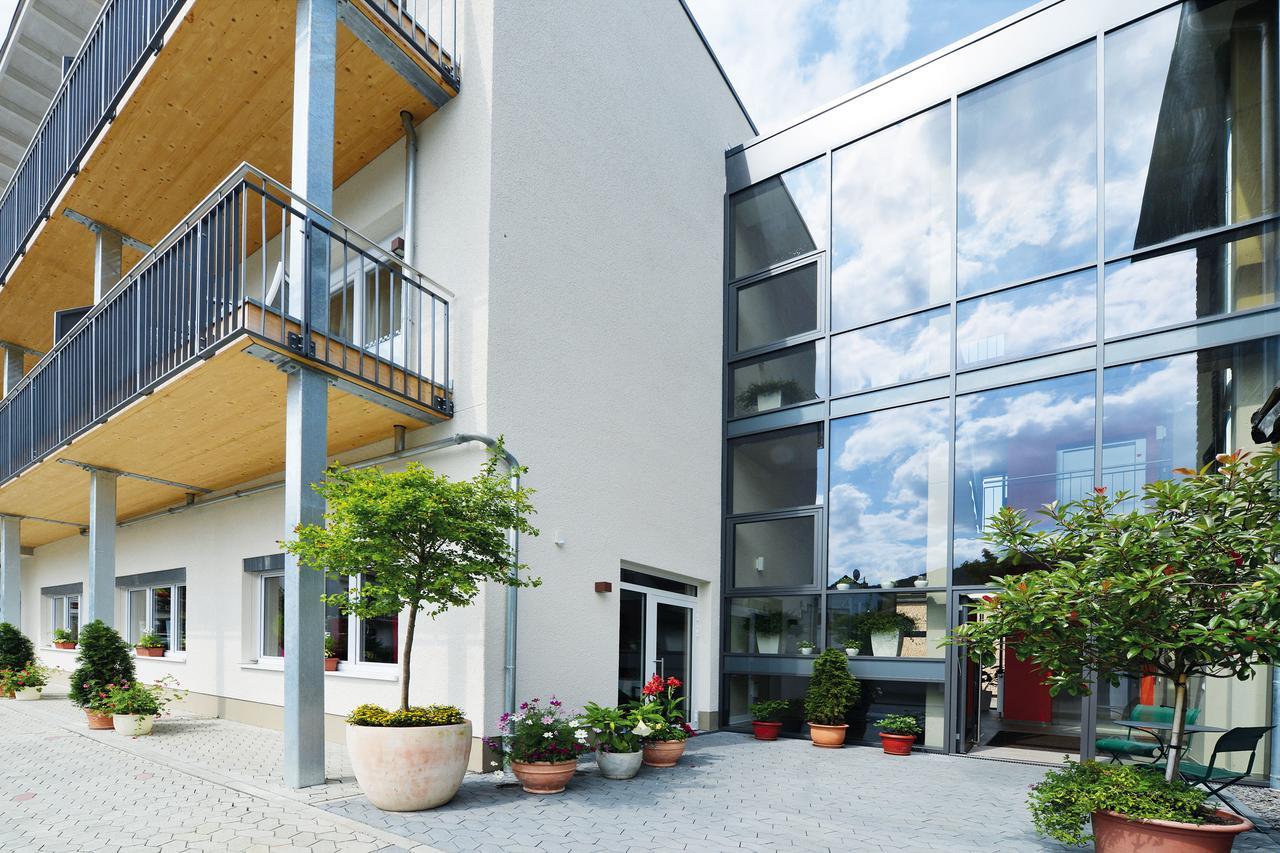 Landhotel Sanct Peter Bad Neuenahr-Ahrweiler Exterior photo