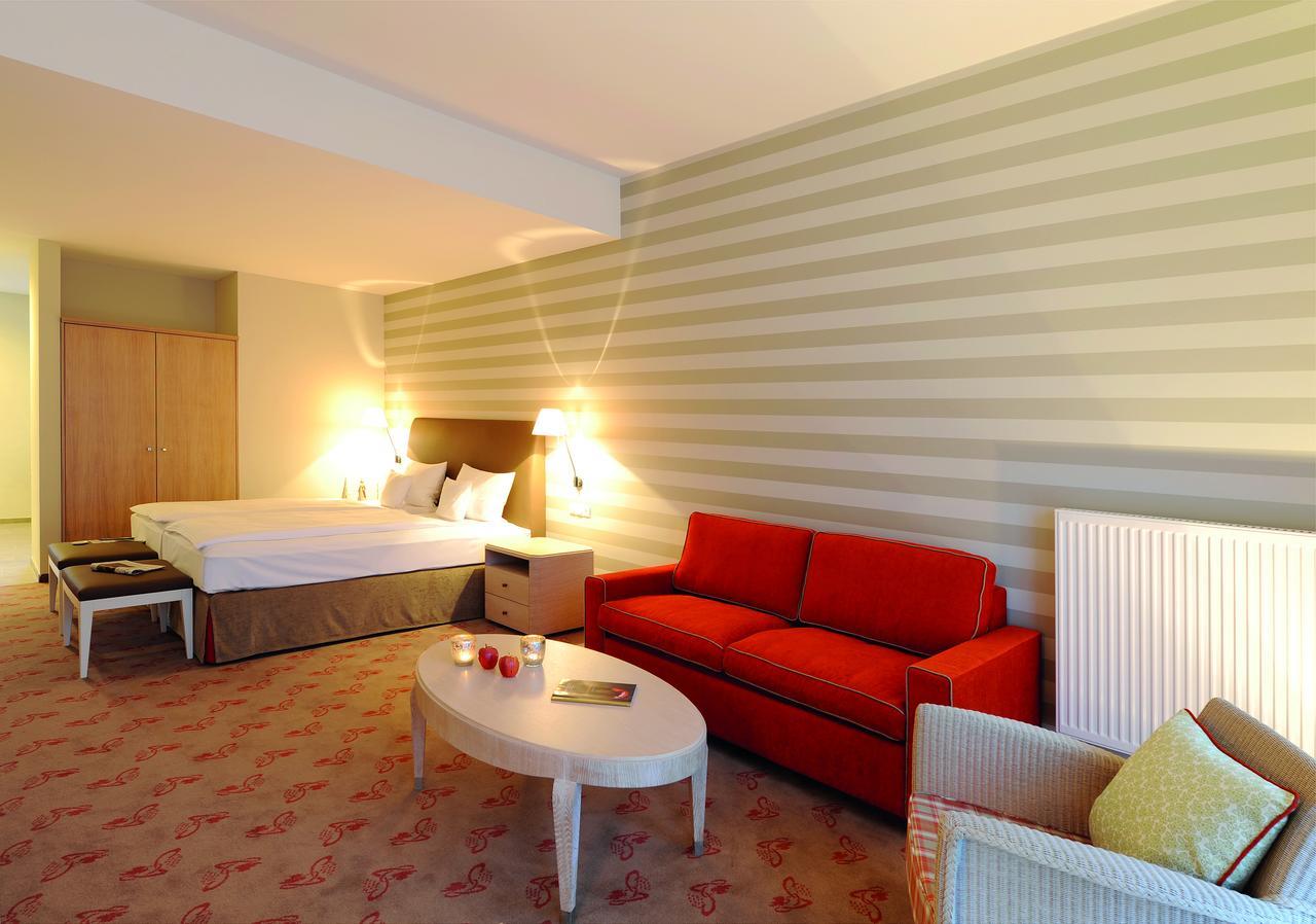 Landhotel Sanct Peter Bad Neuenahr-Ahrweiler Exterior photo